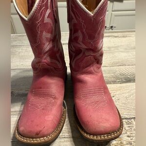 Size 11 toddler Roper boots barely worn.